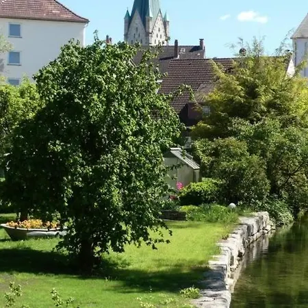 Daire 2zi In Schloss Neuhaus Mit Ladestation Fuer Elektroautos Paderborn