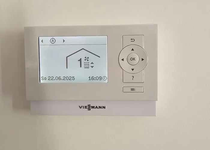 2zi In Schloss Neuhaus Mit Ladestation Fuer Elektroautos * Paderborn